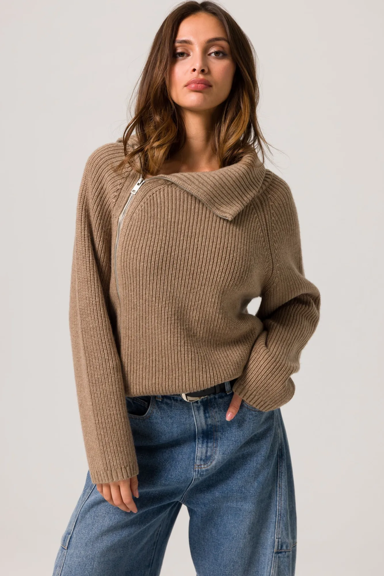 Line & Dot BASSETT ZIPPER SWEATER- Knits