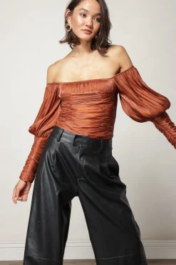 Line & Dot DANIELLE OFF SHOULDER TOP- Tops